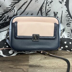 Victoria's Secret LIMITED EDITION Victoria Pocket Crossbody Purse